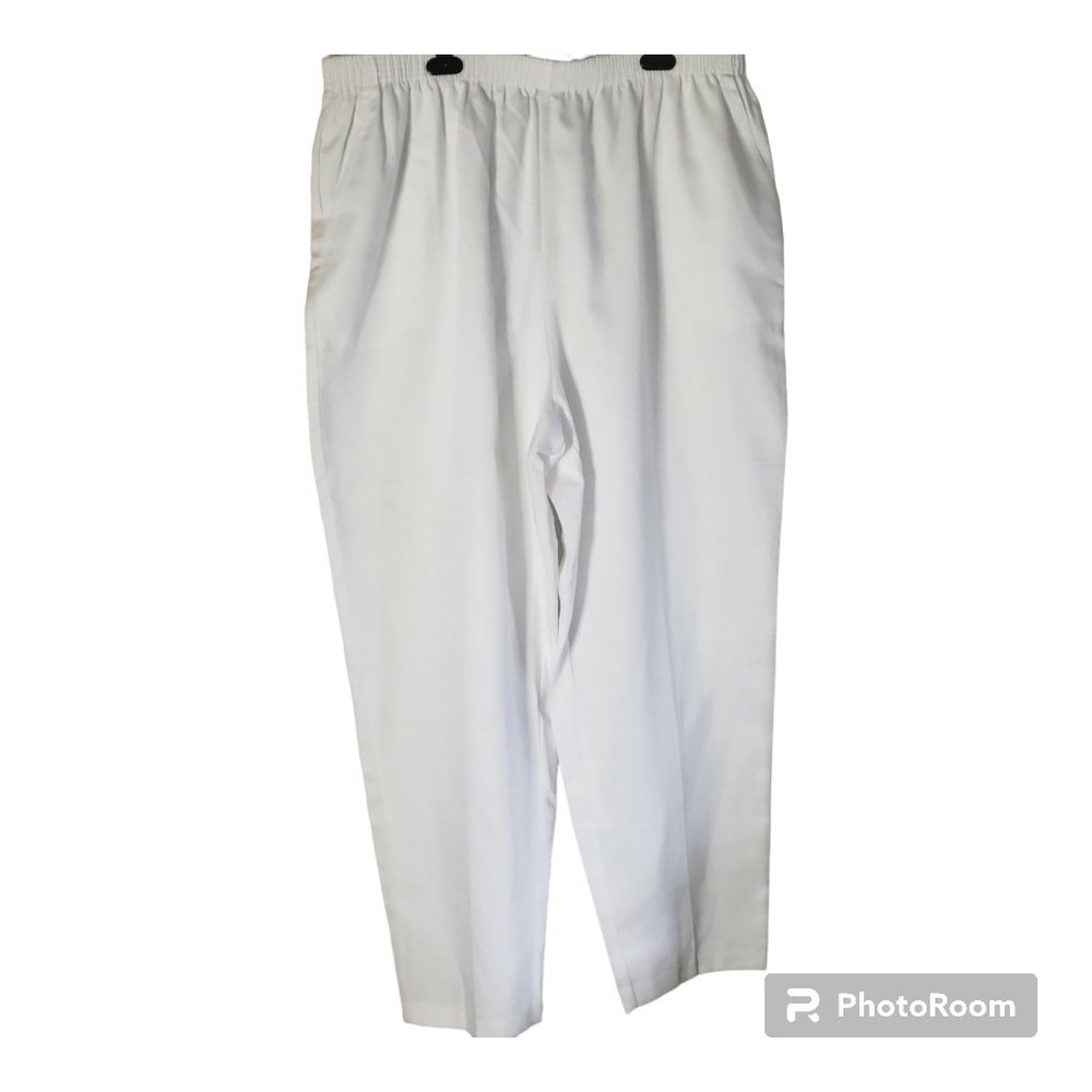 “Sport Timer” Womens white work pans size 24w NWT